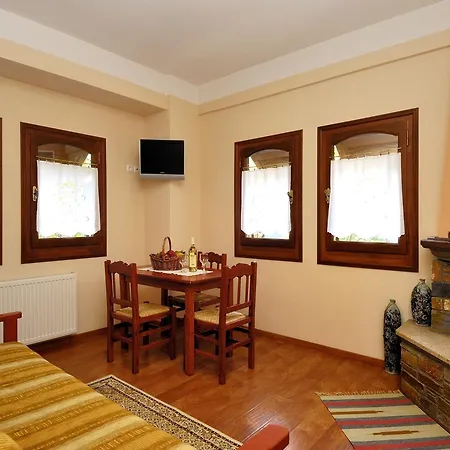 Theareston Vendégház 3*